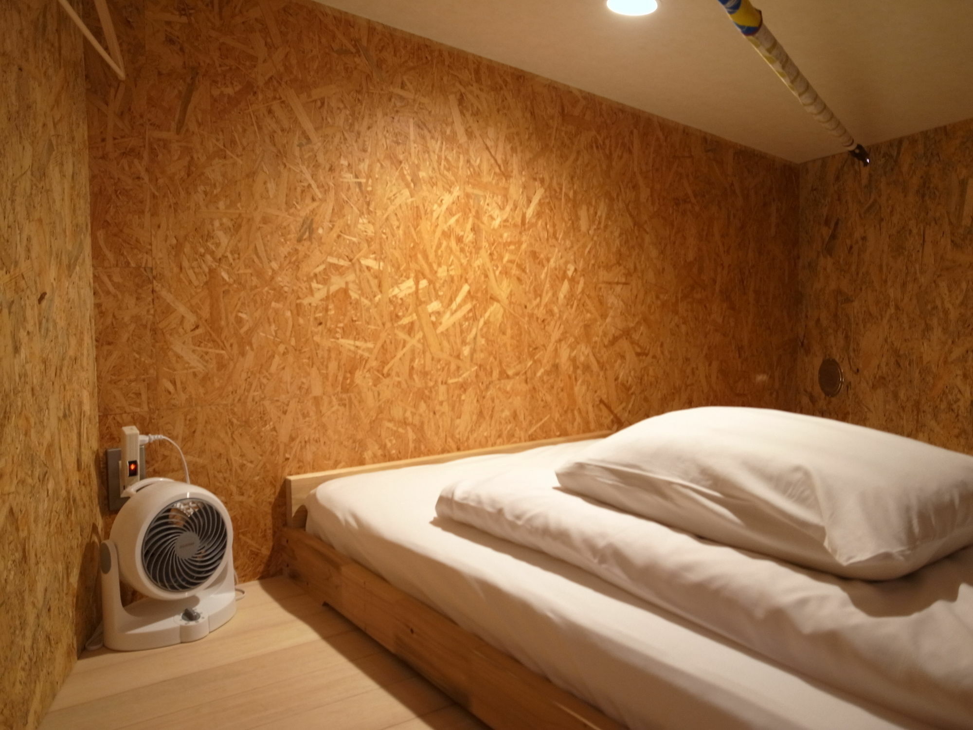 Kawaramachi Domitory Hotel Takamatsu Buitenkant foto